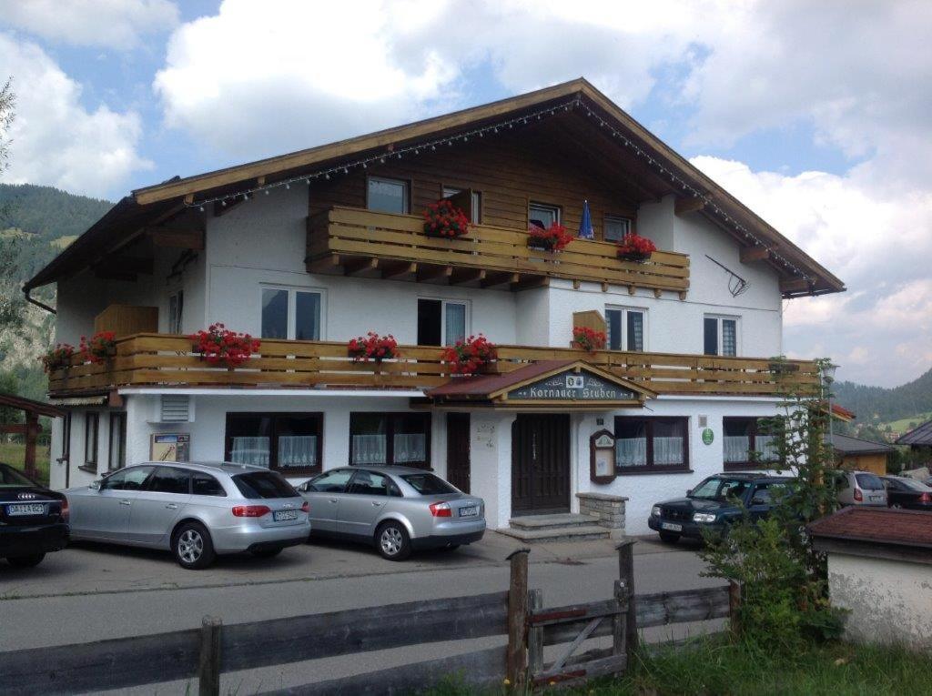 Alpenbluemchen Apts. Der Kornauer Stuben Apartment *